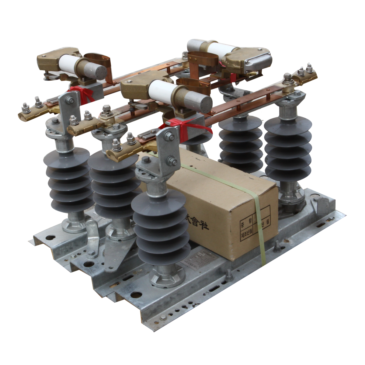 CẦU DAO PHỤ TẢI 24kV-POLYMER/GỐM-MỞ NGANG