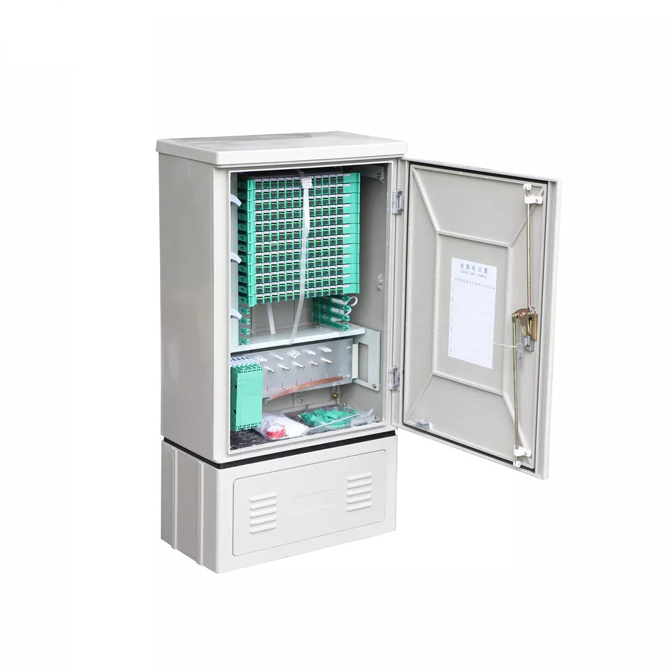 Tủ phối quang 144Fo Outdoor đặt bệ full phụ kiện